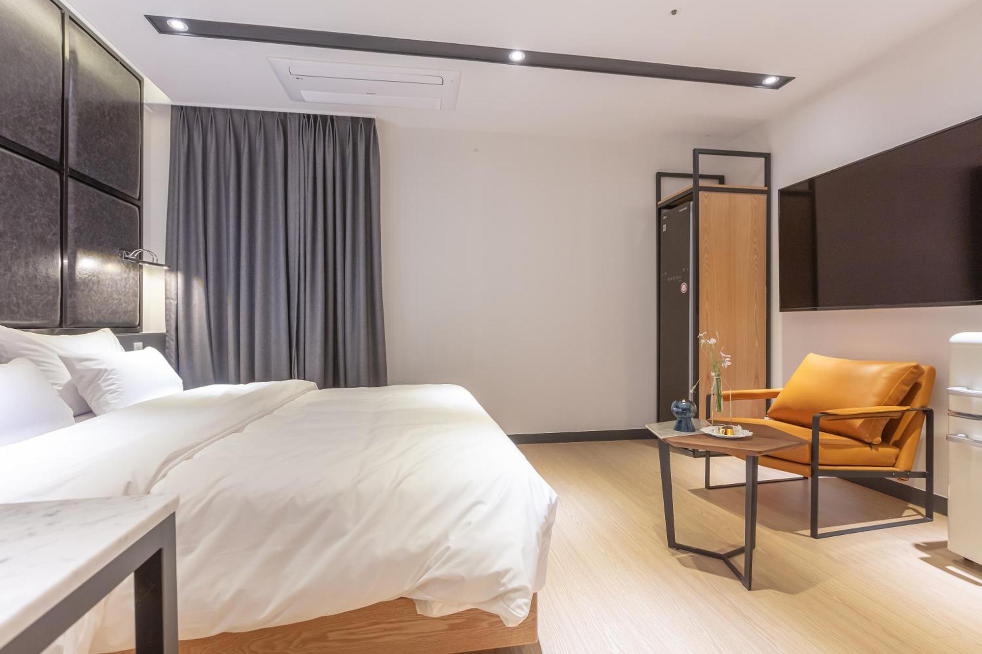 Nomad Hotel 金海市 外观 照片