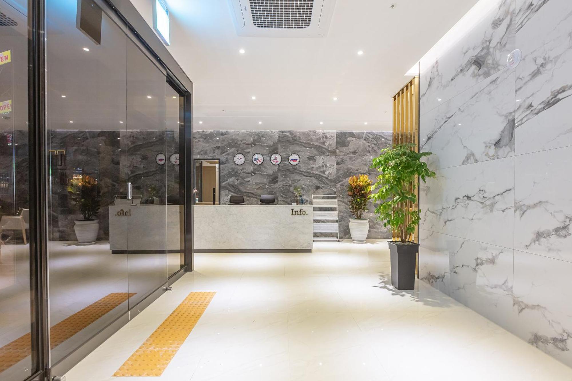 Nomad Hotel 金海市 外观 照片